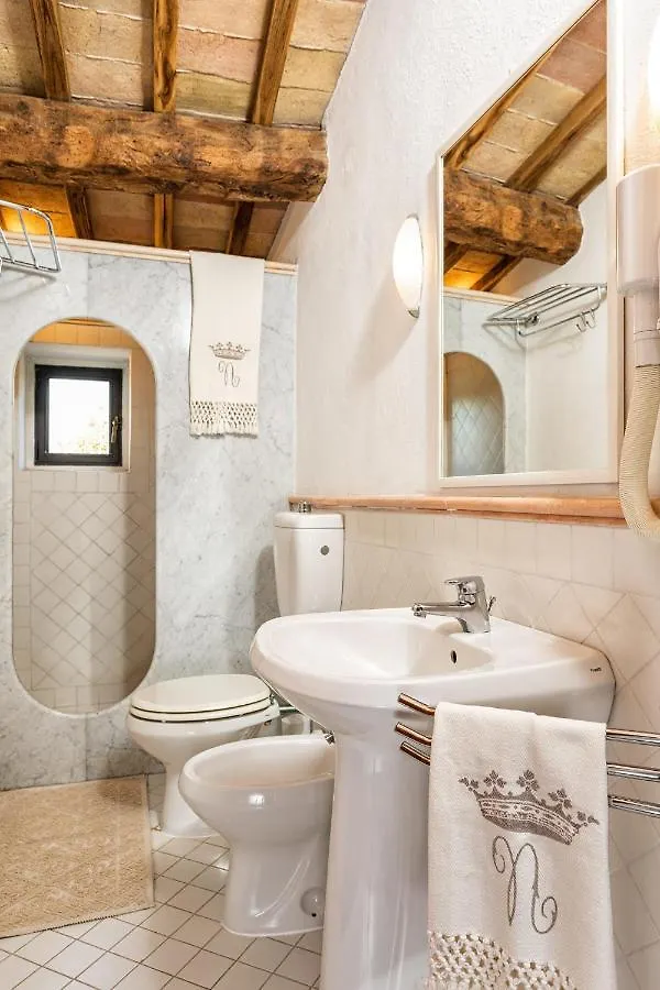 Agriturismo La Papessa - Fattoria Montecchio 0*,
